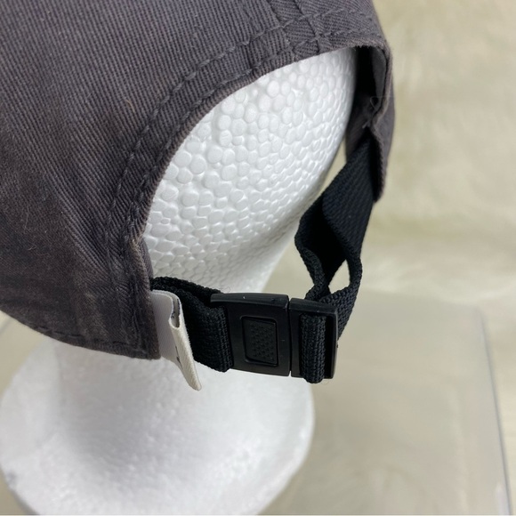 YETI  DISTRESS HAT UNISEX GRAY COLOR - Picture 4 of 11